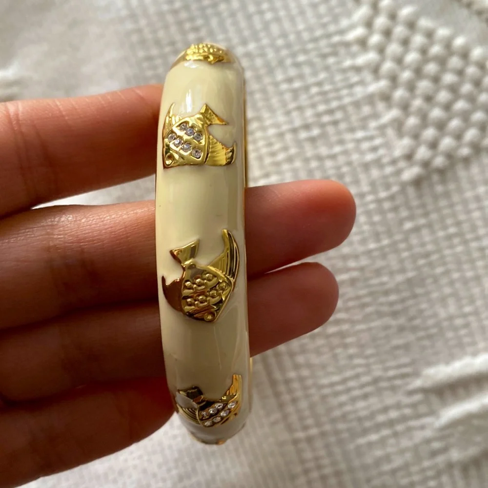 Bangle - Picture 1 of 2